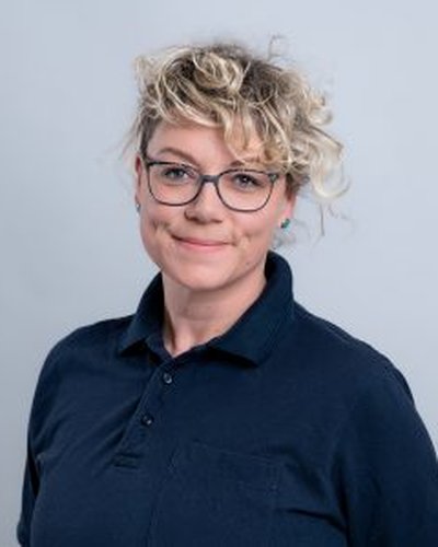 Porträt Dr. Beate Biesenbach